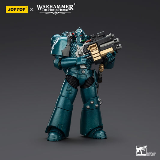 [IN STOCK]JOYTOY Warhammer 40K Action Figure 1/18 Alpha Legion Headhunter With Banestrike Combi-Bolter And Power Dagger