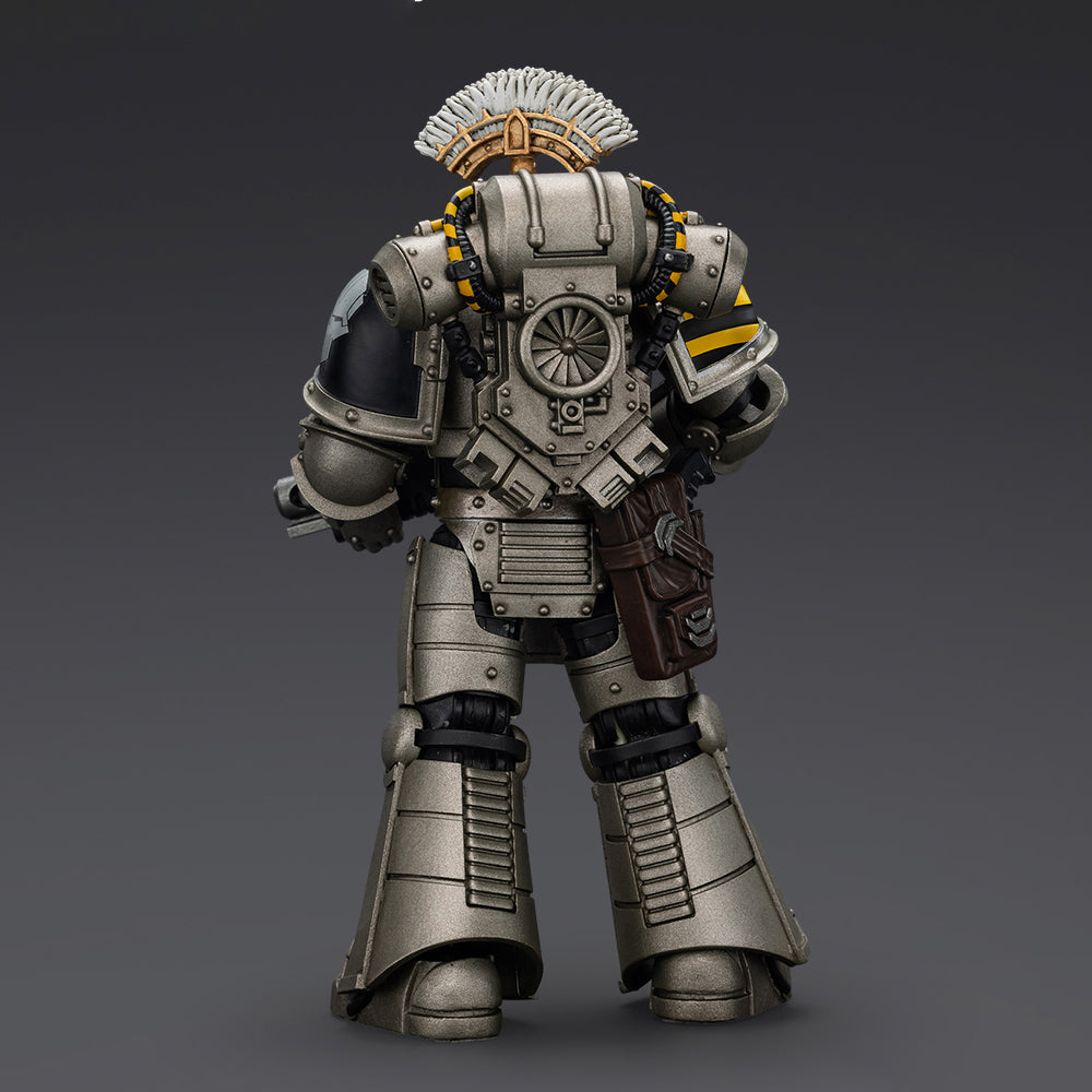 JOYTOY Warhammer 40,000 The Horus Heresy 1/18 Action Figure-Iron Warriors MKlll Tactical Sergeant Collection Model Birthday Gift
