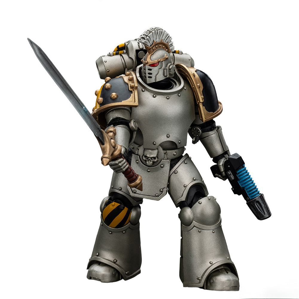 JOYTOY Warhammer 40,000 The Horus Heresy 1/18 Action Figure-Iron Warriors Command Squad Chosen with Legion Standard Collection Model Birthday Gift